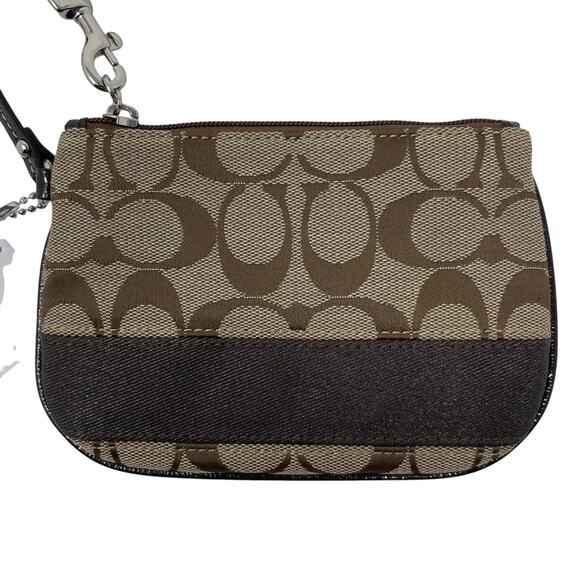 NWT COACH Signature Stripe Jacquard/Leather Wristlet - F47790 - Picture 4 of 7
